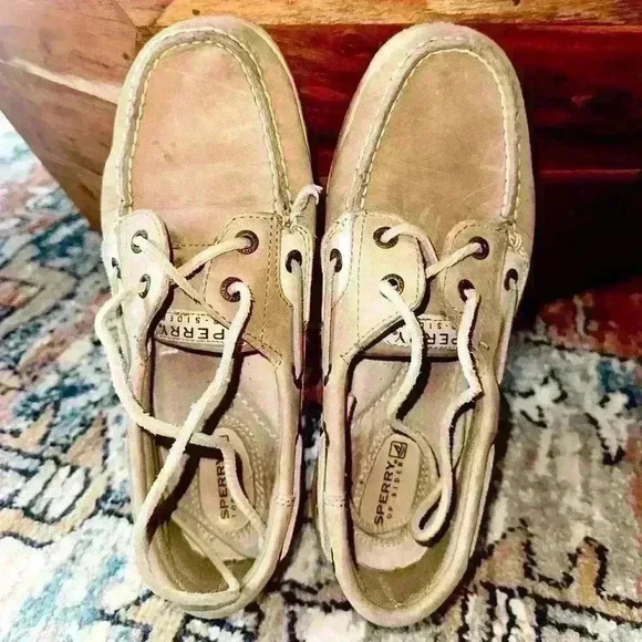Sperry Shoes - Picture 2 of 6